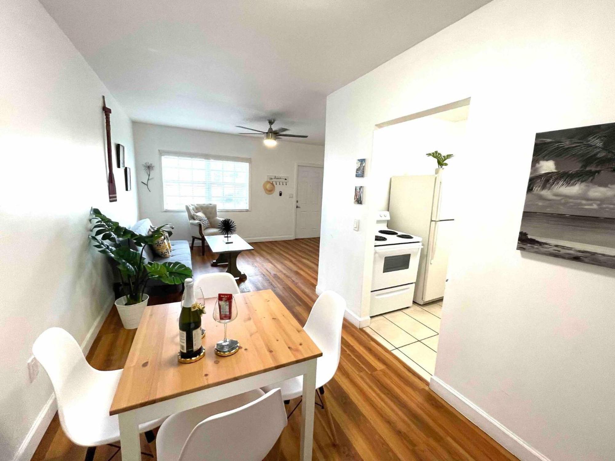Apartamento In The Heart Of Calle 8 W/ Parking