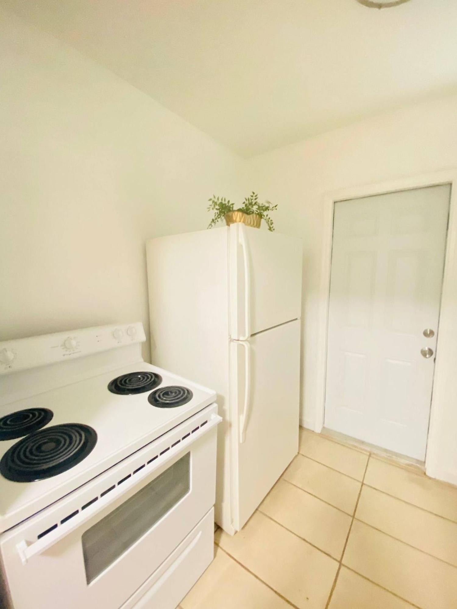 In The Heart Of Calle 8 W/ Parking Apartamento *